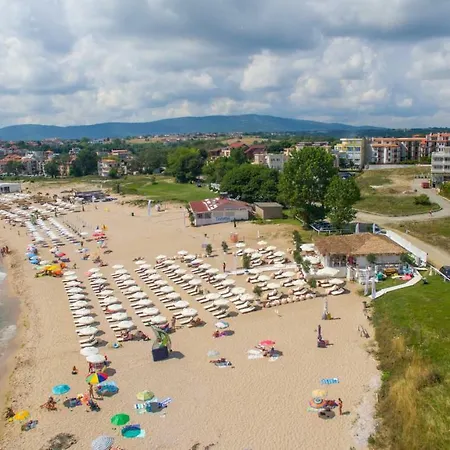 Ξενοδοχείο με διαμερίσματα Belle Epoque Beach