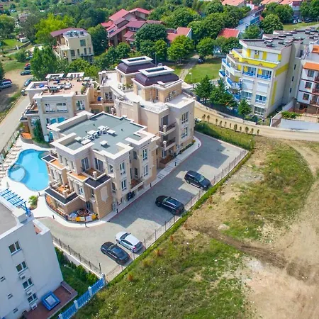 Belle Epoque Beach Lozenets